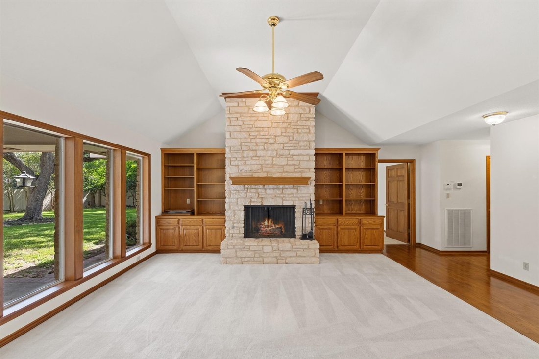 House in Columbus, Texas, United States 4 - 18565665