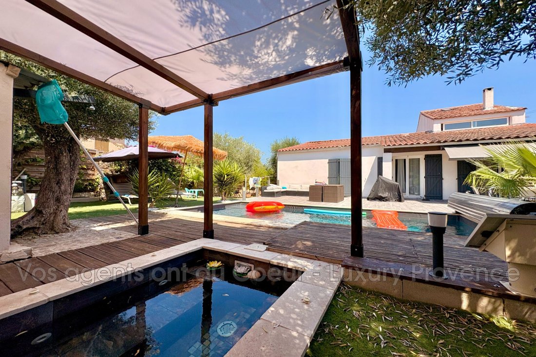 Villa in La Ciotat, Provence-Alpes-Côte d'Azur, France 3 - 18425931