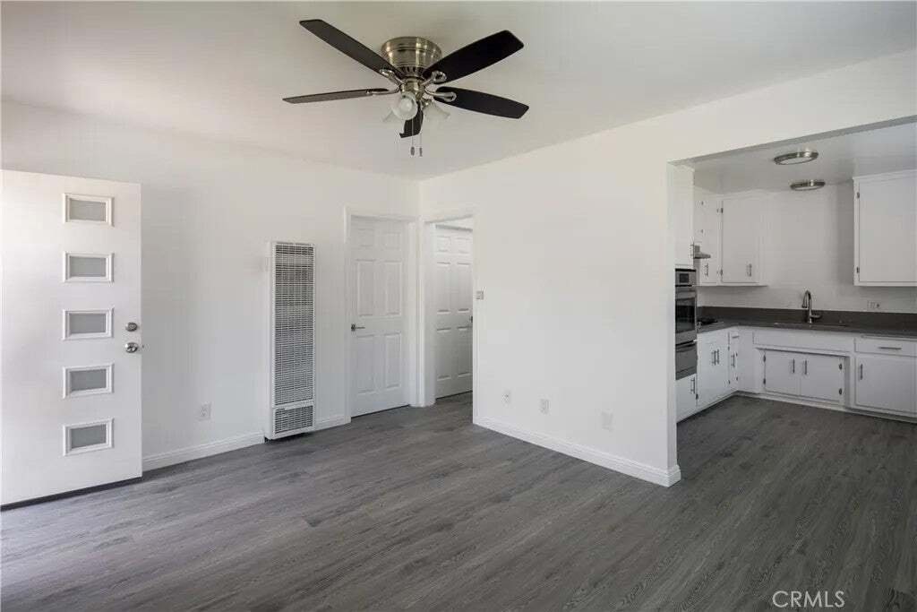 Torrance, California, United States 4 - 18562406