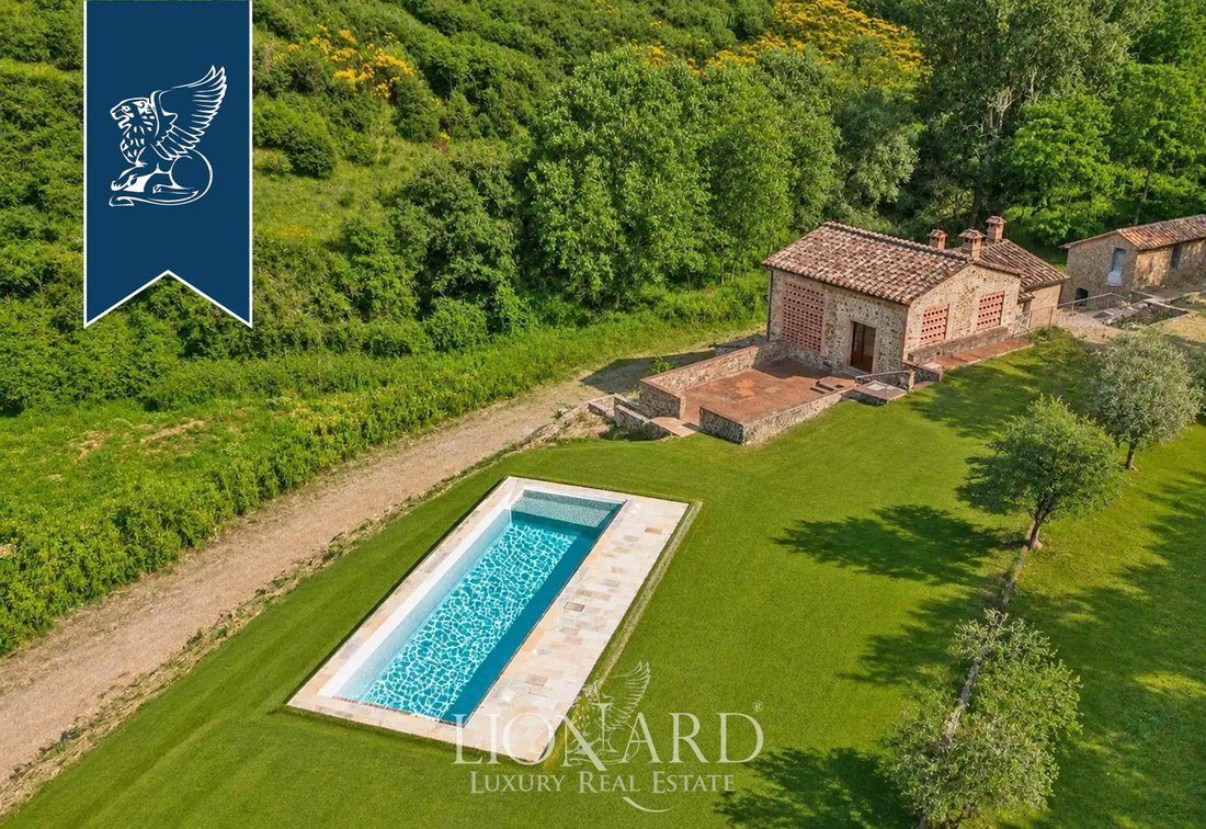 House in Castelnuovo Berardenga, Tuscany, Italy 1 - 18479452