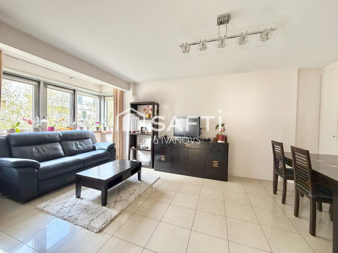 Apartment in Peri, Joinville-le-Pont, France 4 - 18305614