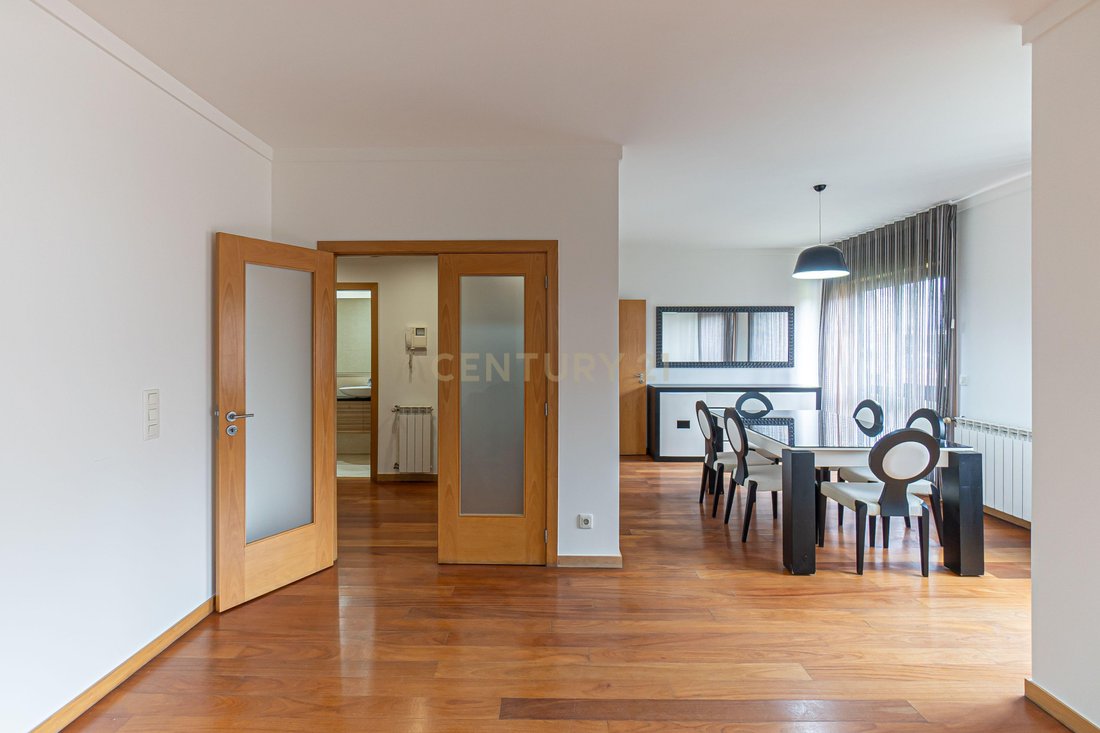 Apartment in Paranhos, Porto District, Portugal 1 - 18563132