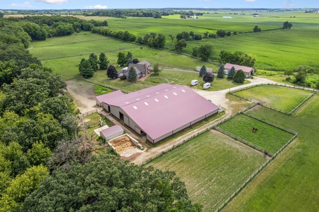 House in Sycamore, Illinois, United States 2 - 18564165