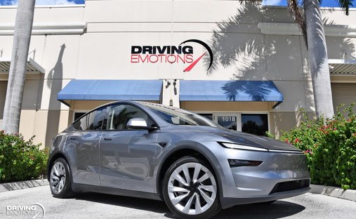 Tesla Model Y in Lake park, fl 33403 1