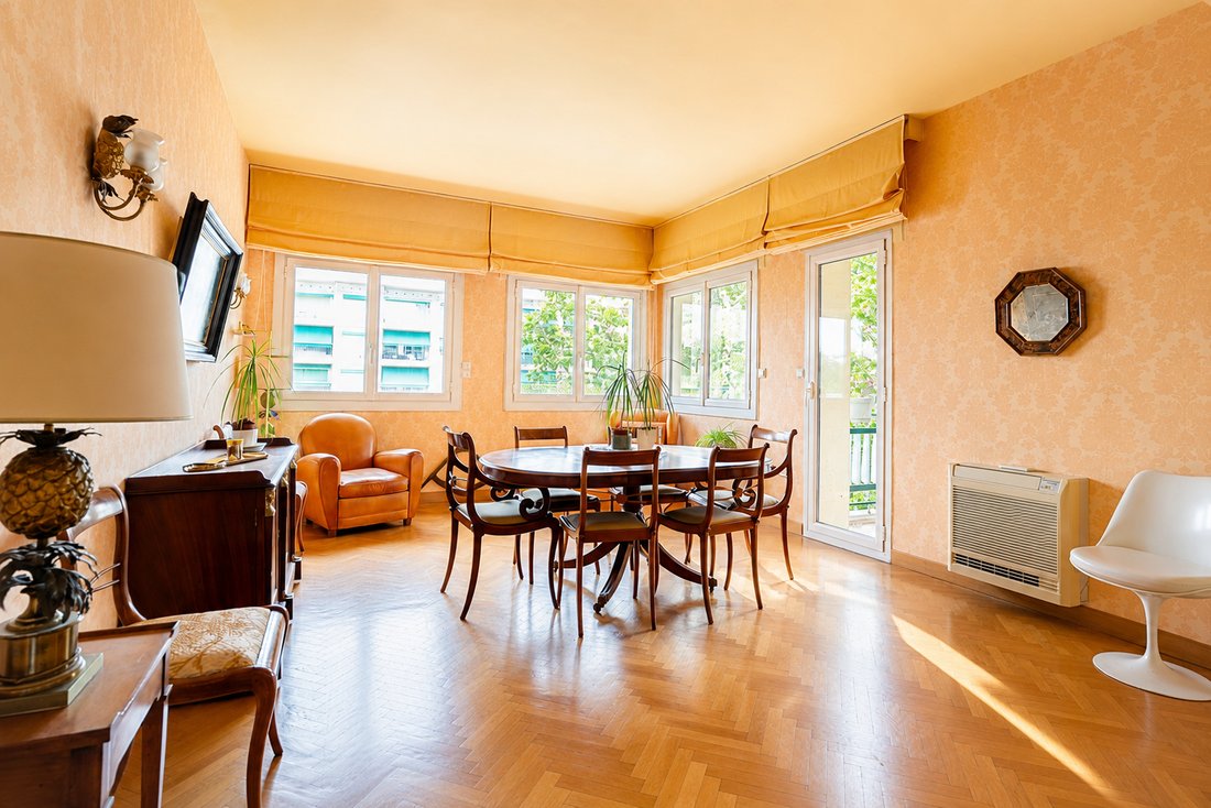Apartment in Bonneveine, 8e Arrondissement, Marseille 3 - 18496927