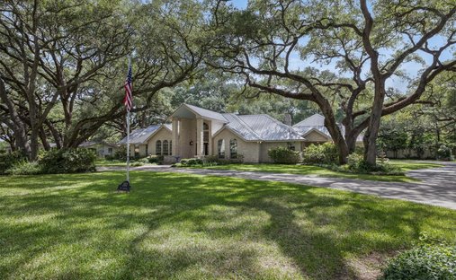 House in Columbus, Texas, United States 1