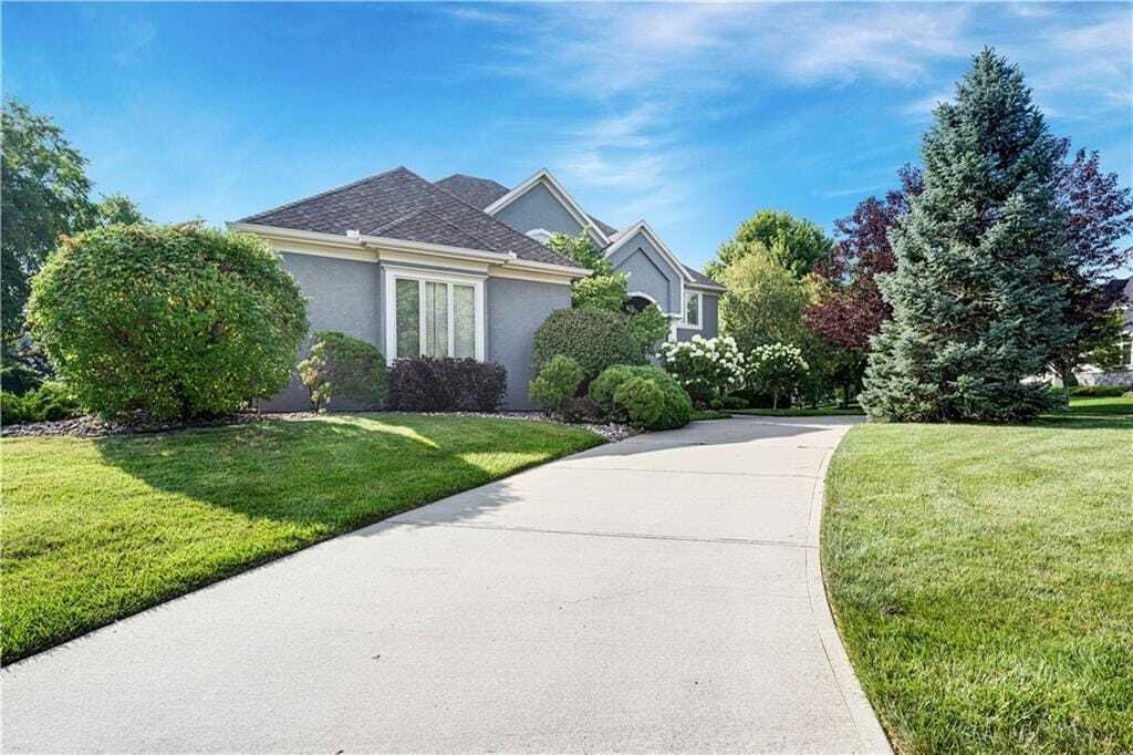 House in Overland Park, Kansas, United States 4 - 18564198
