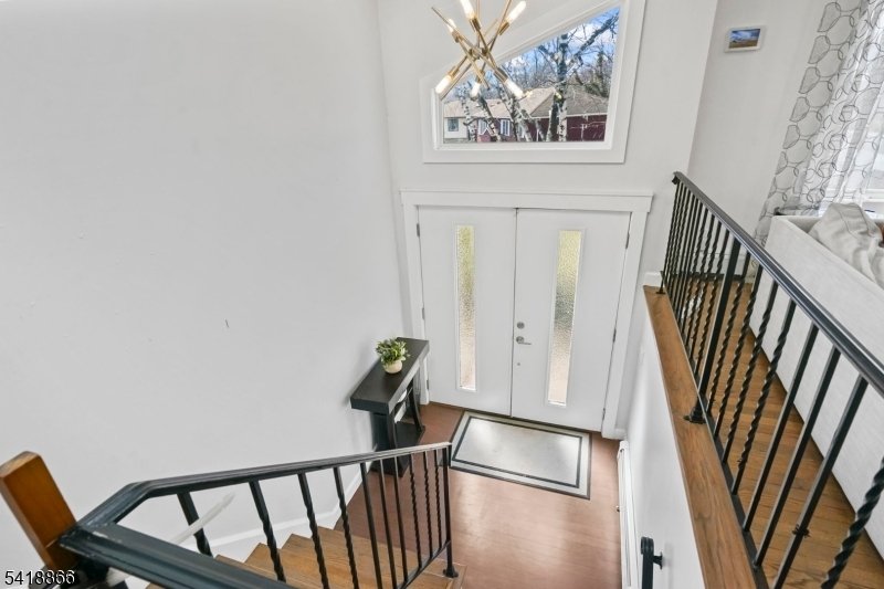 House in Clifton, New Jersey, United States 5 - 18558910