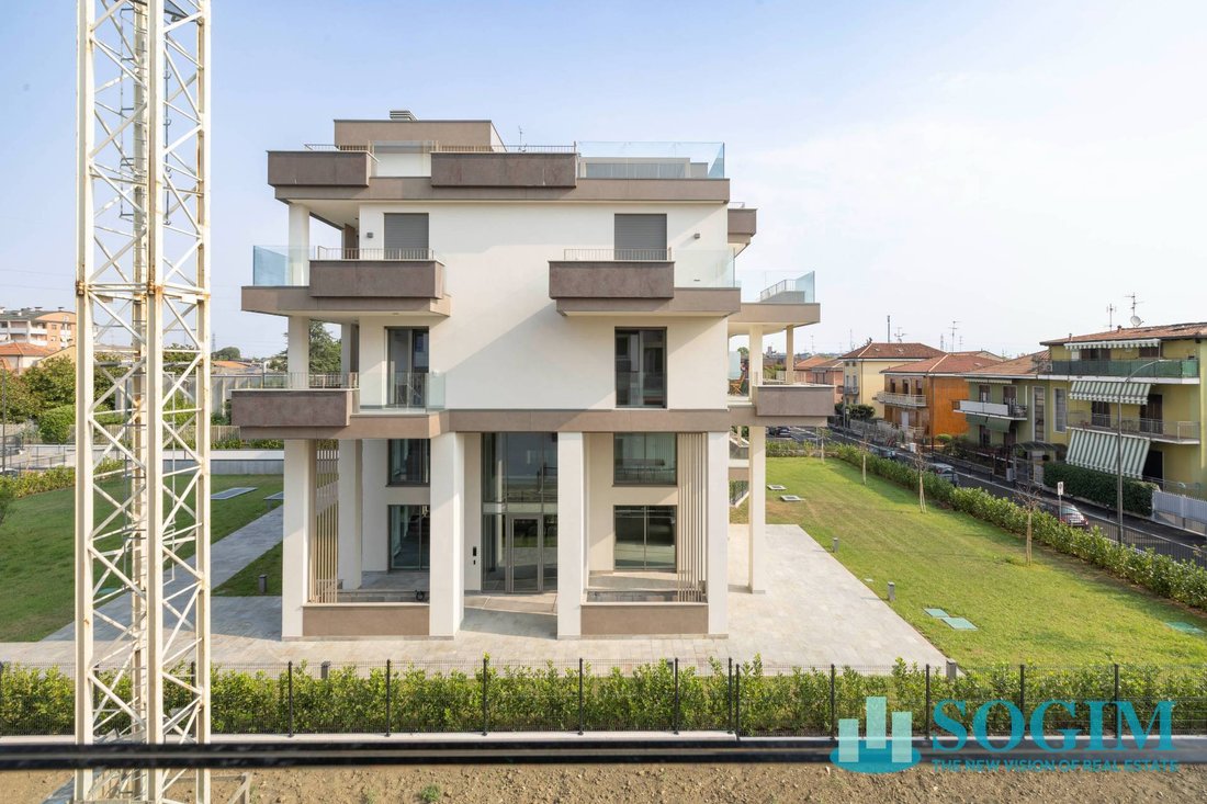 Apartment in Cologno Monzese, Lombardy, Italy 4 - 16708855