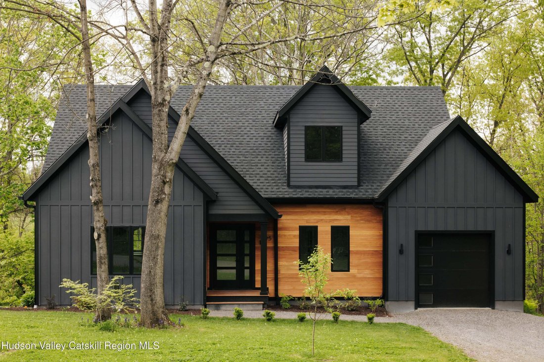 House in Germantown, New York, United States 1 - 18561621