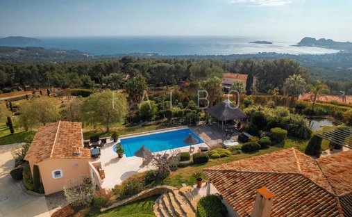House in La Ciotat, Provence-Alpes-Côte d'Azur, France 1