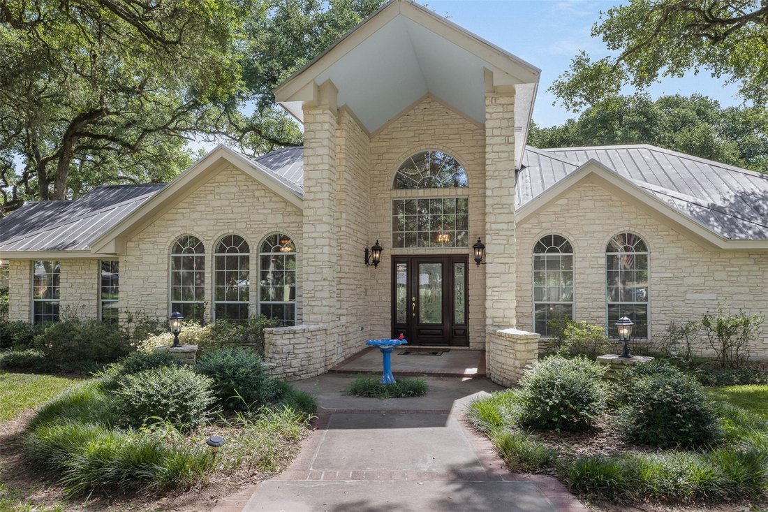 House in Columbus, Texas, United States 2 - 18565665