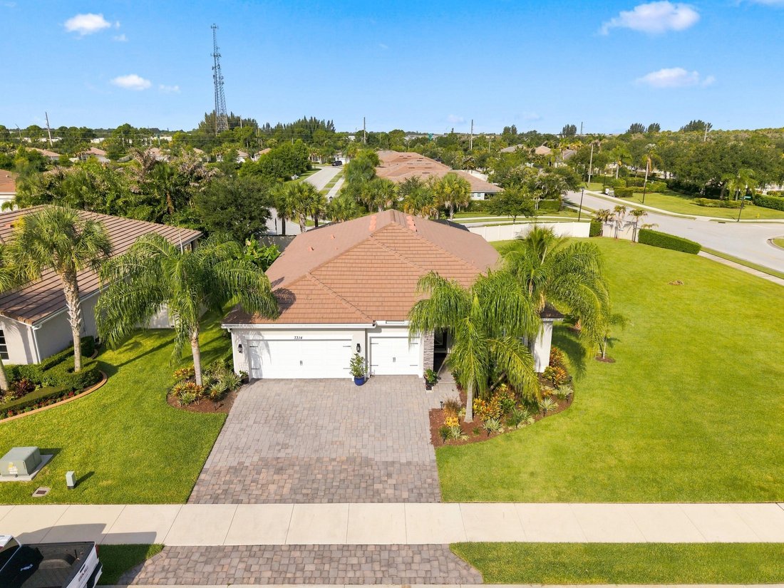 House in Stuart, Florida, United States 2 - 18564927