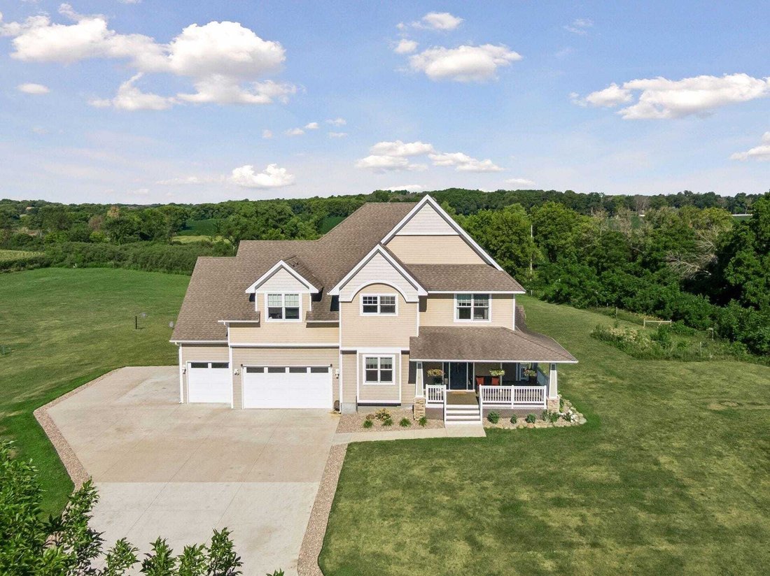 House in Lakeville, Minnesota, United States 2 - 18564600