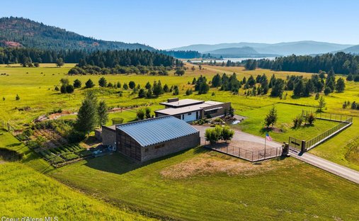 House in Sagle, Idaho, United States 1