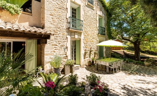 Casa a Lamalou-les-Bains, Occitania, Francia 1