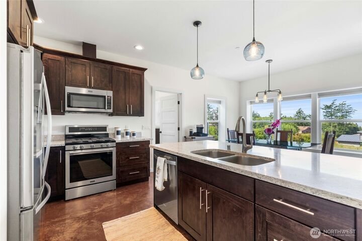 House in Oak Harbor, Washington, United States 5 - 18564484