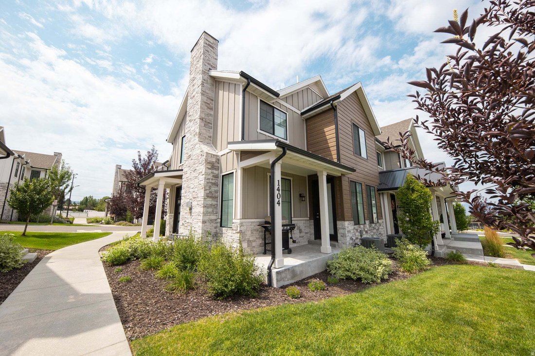 House in Sandy, Utah, United States 2 - 18565503