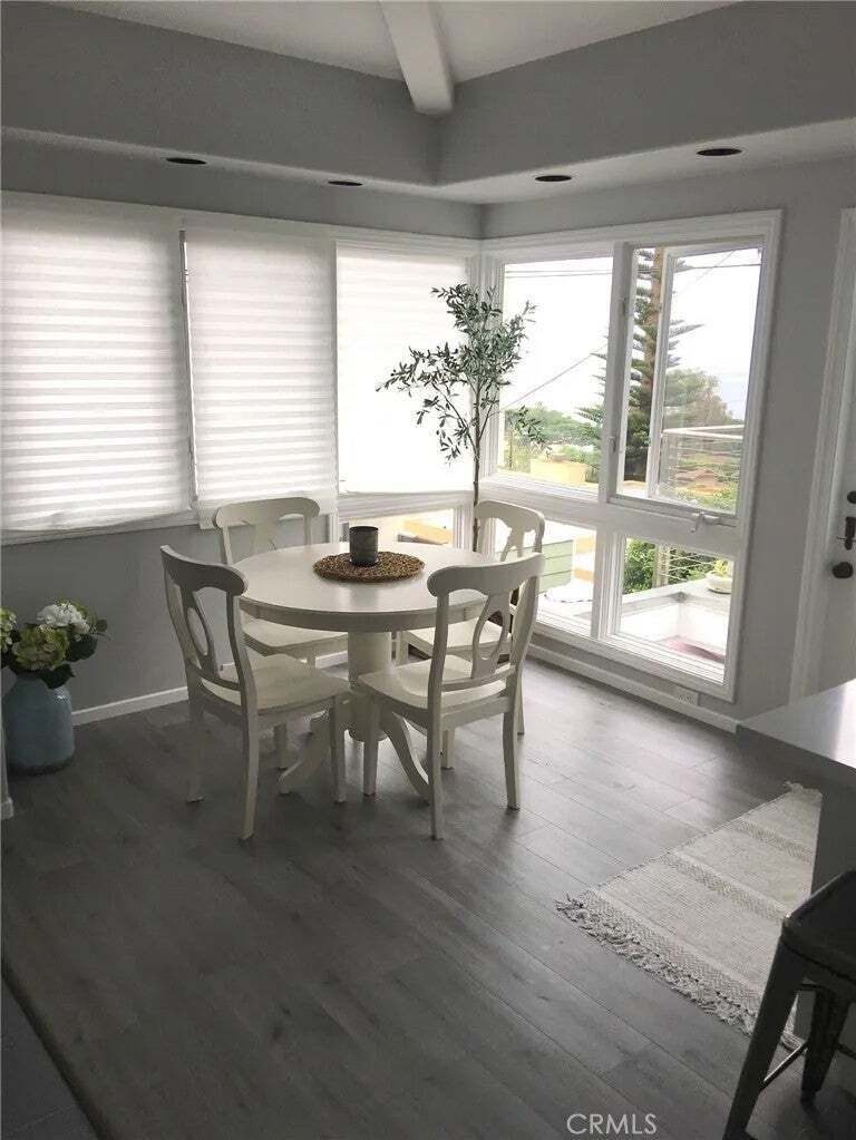 Laguna Beach, California, United States 5 - 18562455