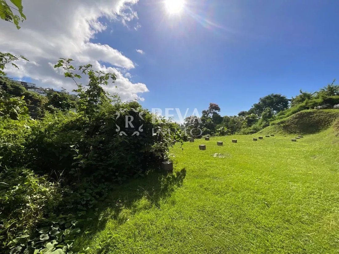 Land in Faaa, French Polynesia 2 - 17555436