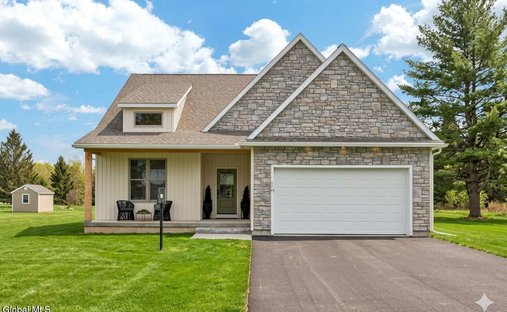 House in Castleton-on-Hudson, New York, United States 1