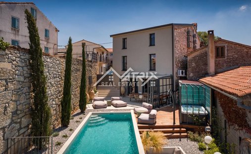 House in Porec, Istria County, Croatia 1