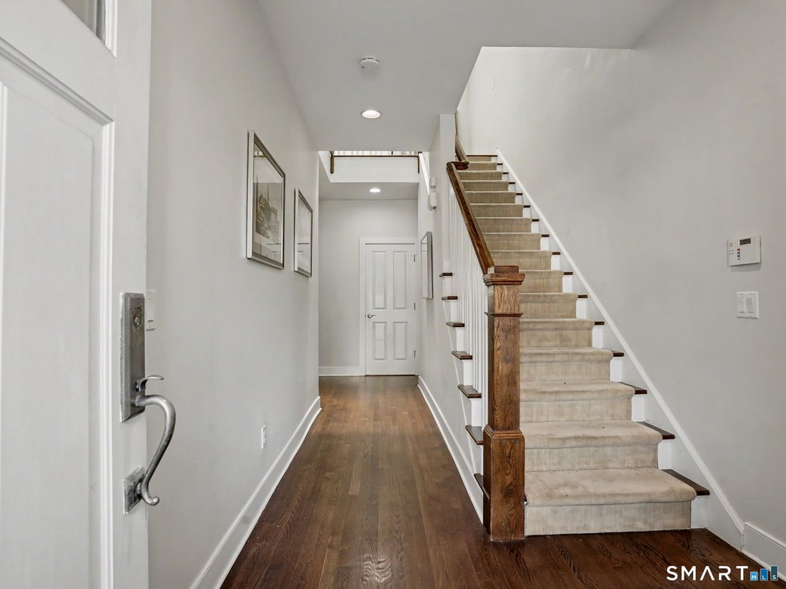 Condo in Stamford, Connecticut, United States 3 - 18564769