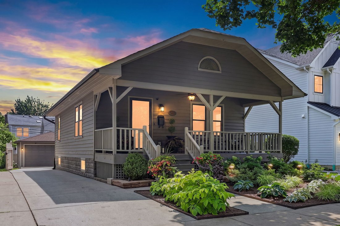 House in Downers Grove, Illinois, United States 3 - 18558963