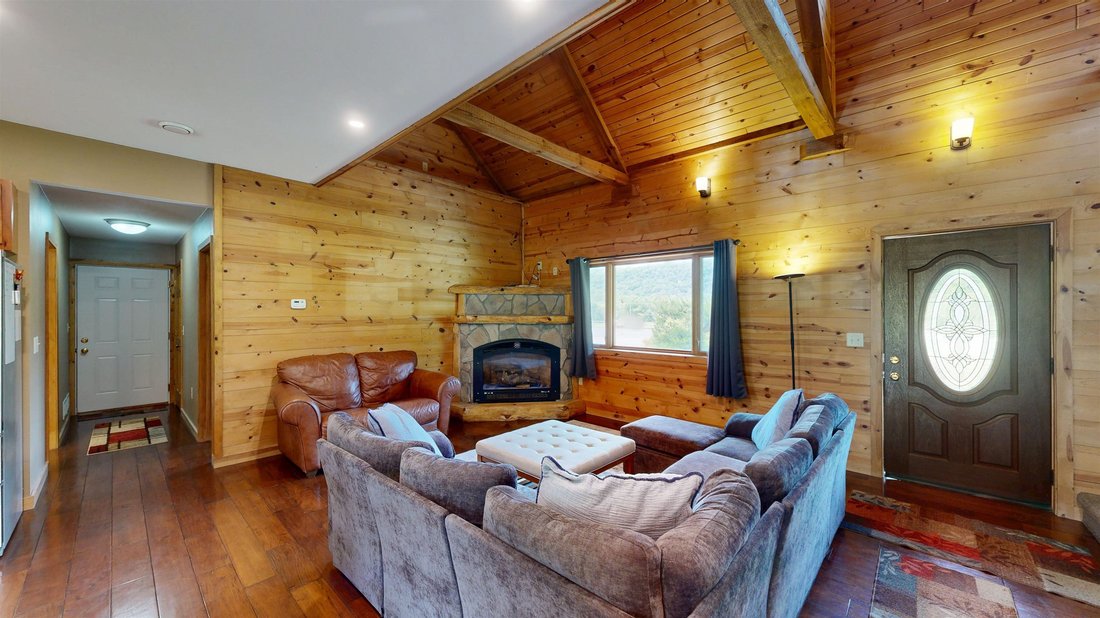 House in Soldiers Grove, Wisconsin, United States 3 - 18558068