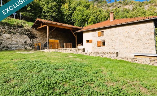 House in Yzeron, Auvergne-Rhône-Alpes, France 1