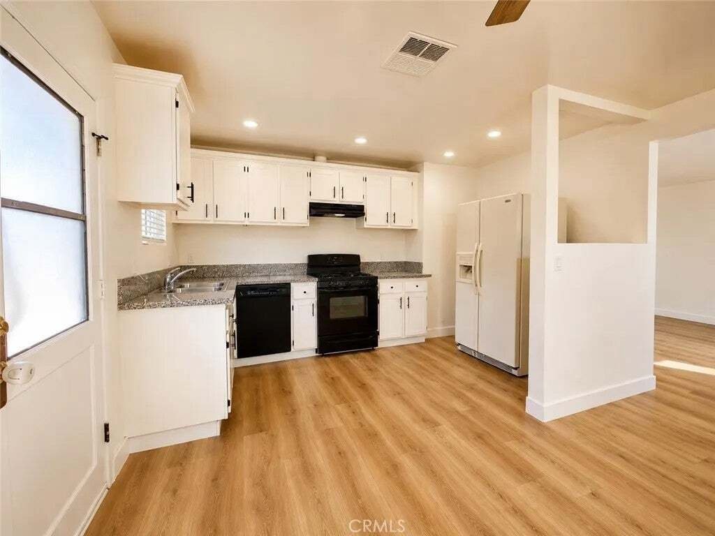 La Verne, California, United States 5 - 18562203