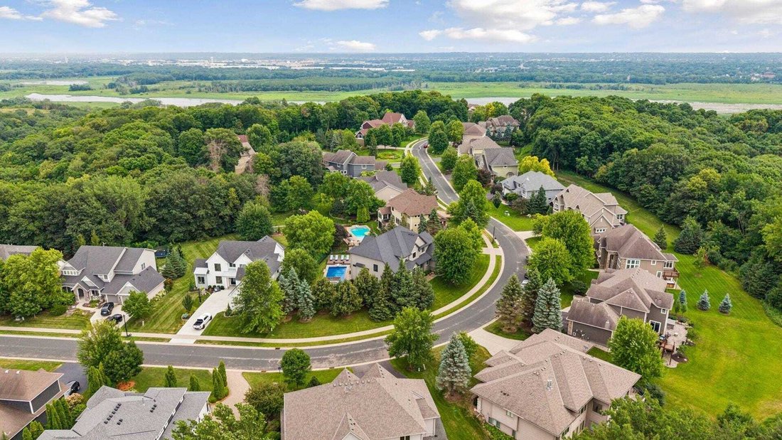 House in Chanhassen, Minnesota, United States 3 - 18564300