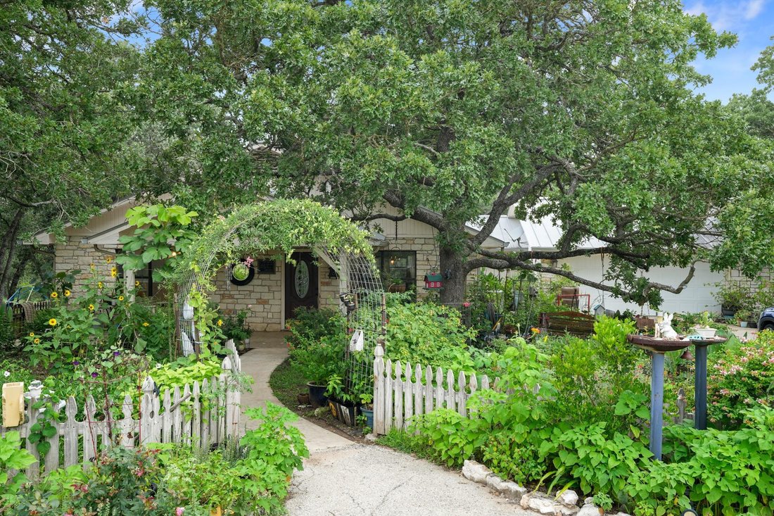 House in Dale, Texas, United States 1 - 18565418