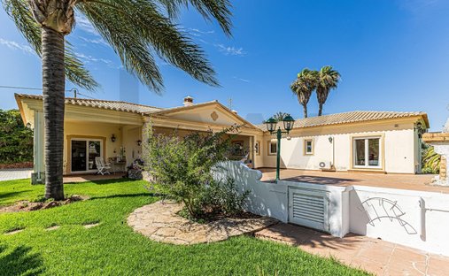 Country House in Carvoeiro, Algarve, Portugal 1