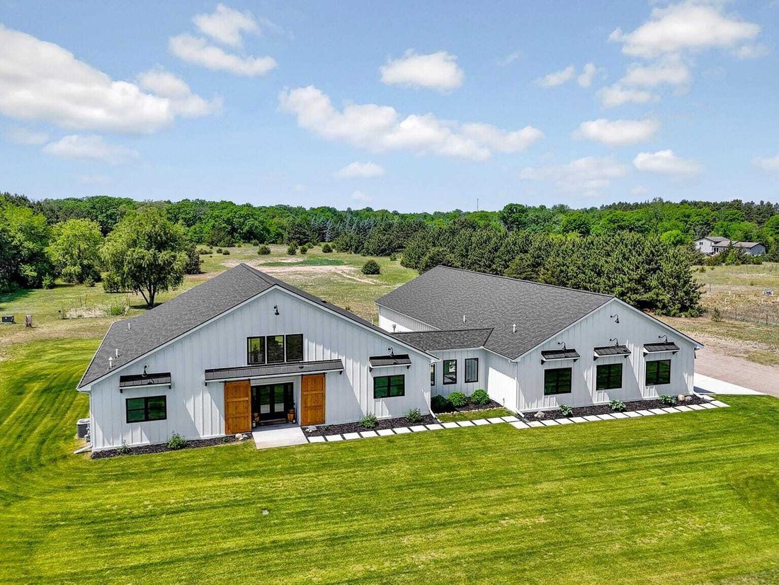 House in Stacy, Minnesota, United States 1 - 18564620