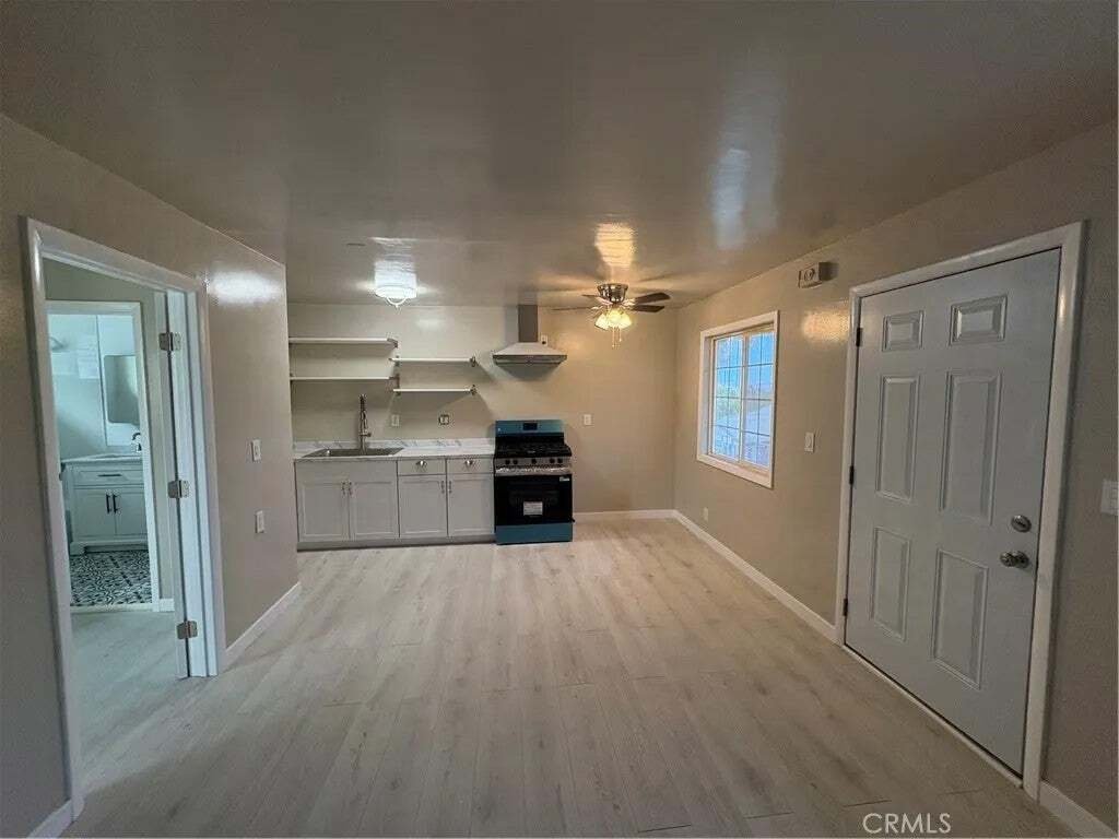 Whittier, California, United States 4 - 18559411
