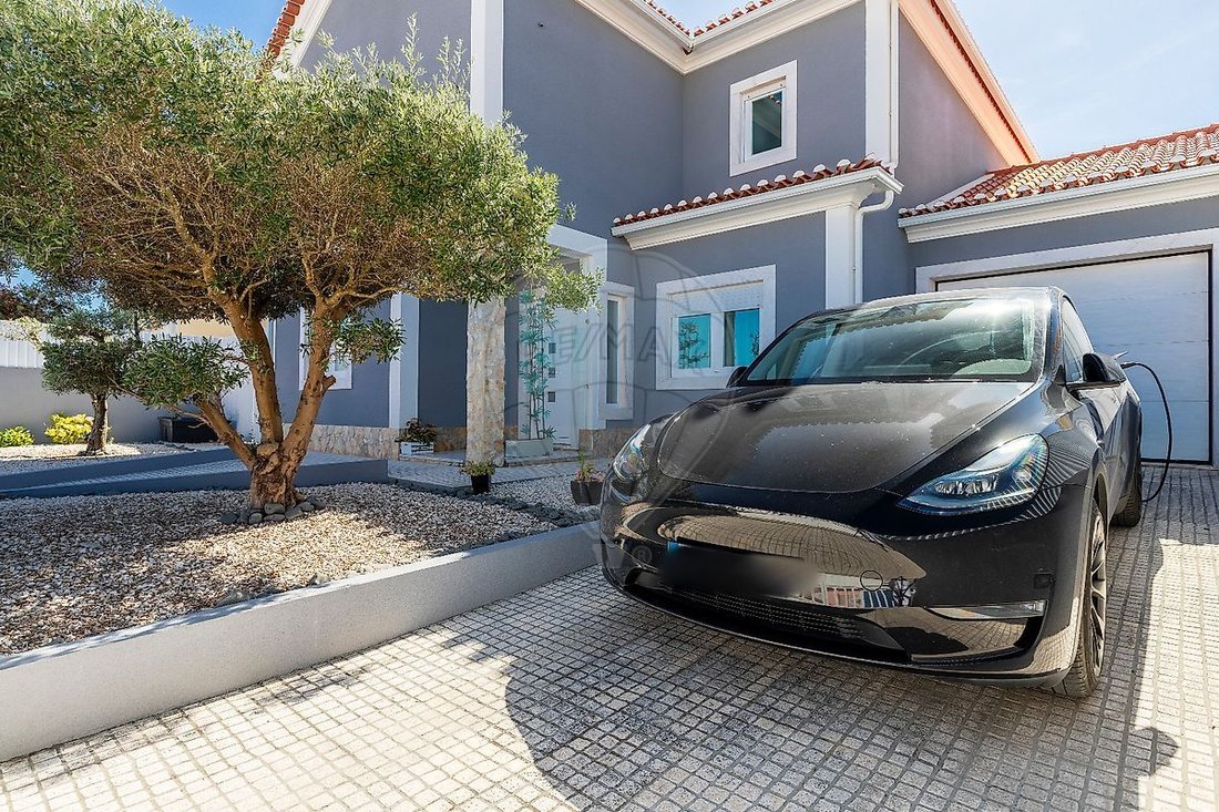 House in Silveira, Lisbon, Portugal 2 - 18559551