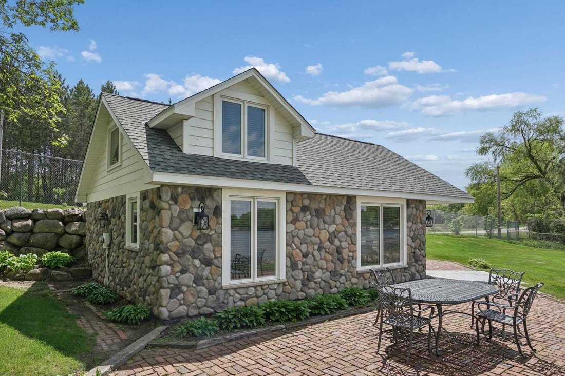 House in Annandale, Minnesota, United States 4 - 18564438