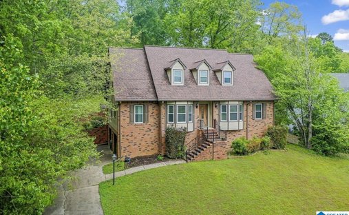 House in Mountain Brook, Alabama, United States 1