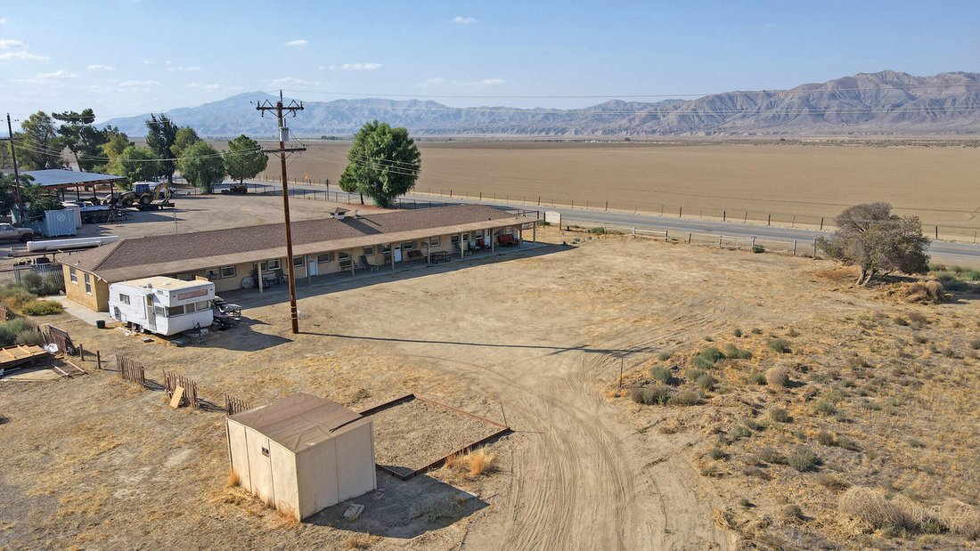 Cuyama, California, United States 5 - 18562777