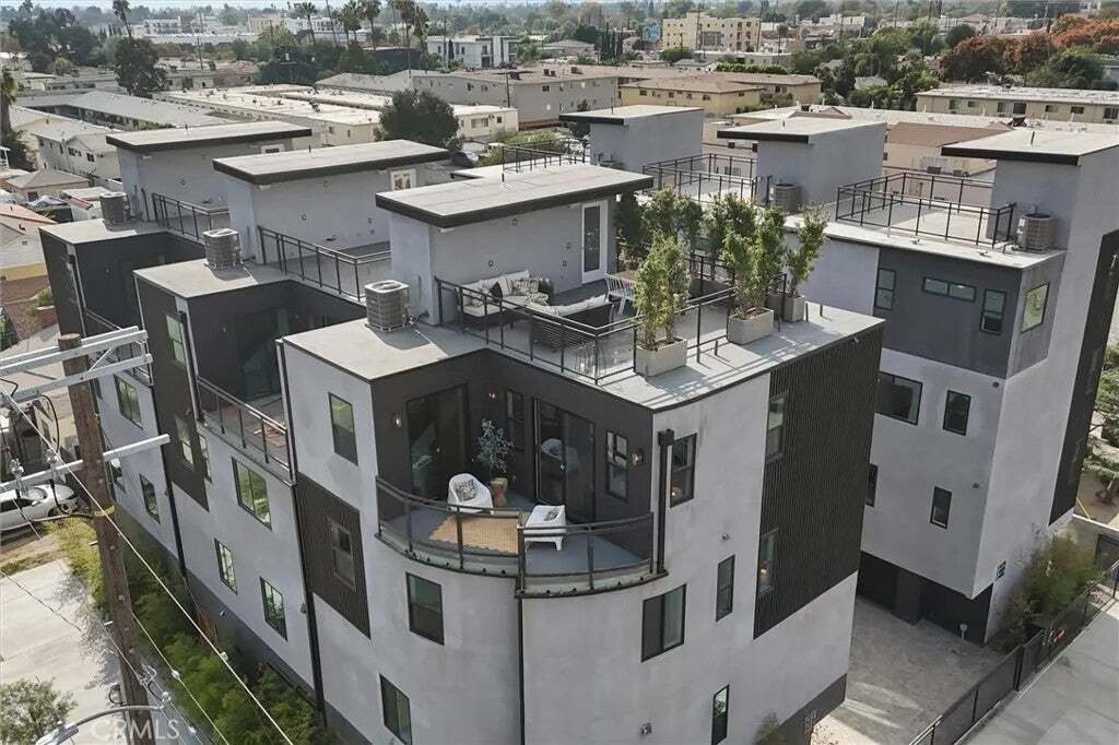 House in Los Angeles, California, United States 3 - 18559356
