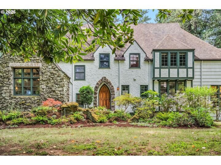 House in Lake Oswego, Oregon, United States 2 - 18564459