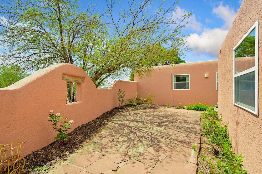 House in Santa Fe, New Mexico, United States 3 - 18558049