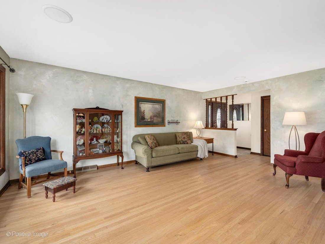 House in Elmhurst, Illinois, United States 4 - 18558971