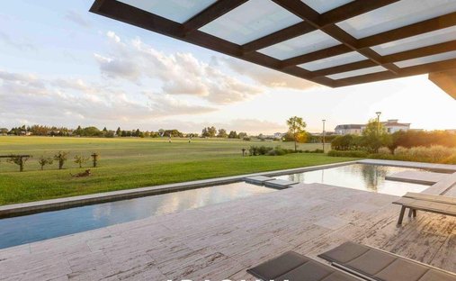 House in Carlos Spegazzini, Buenos Aires, Argentina 1