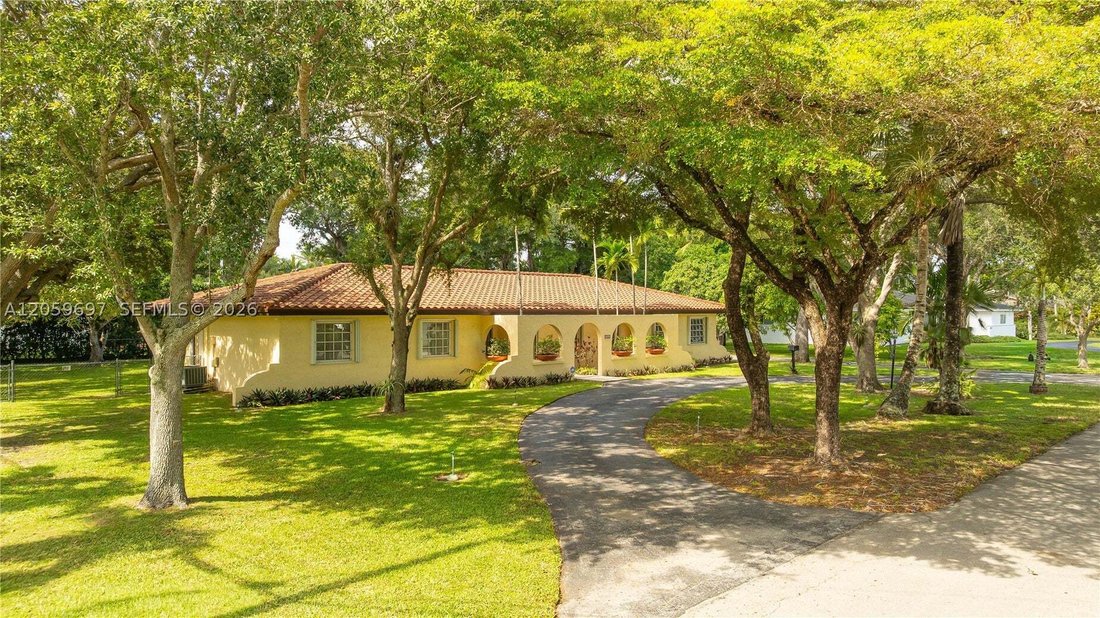 House in Coral Gables, Florida, United States 1 - 18561966