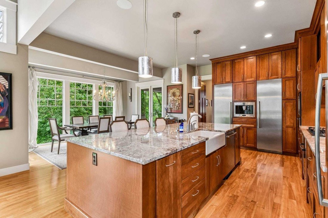 House in Wayzata, Minnesota, United States 2 - 18564556