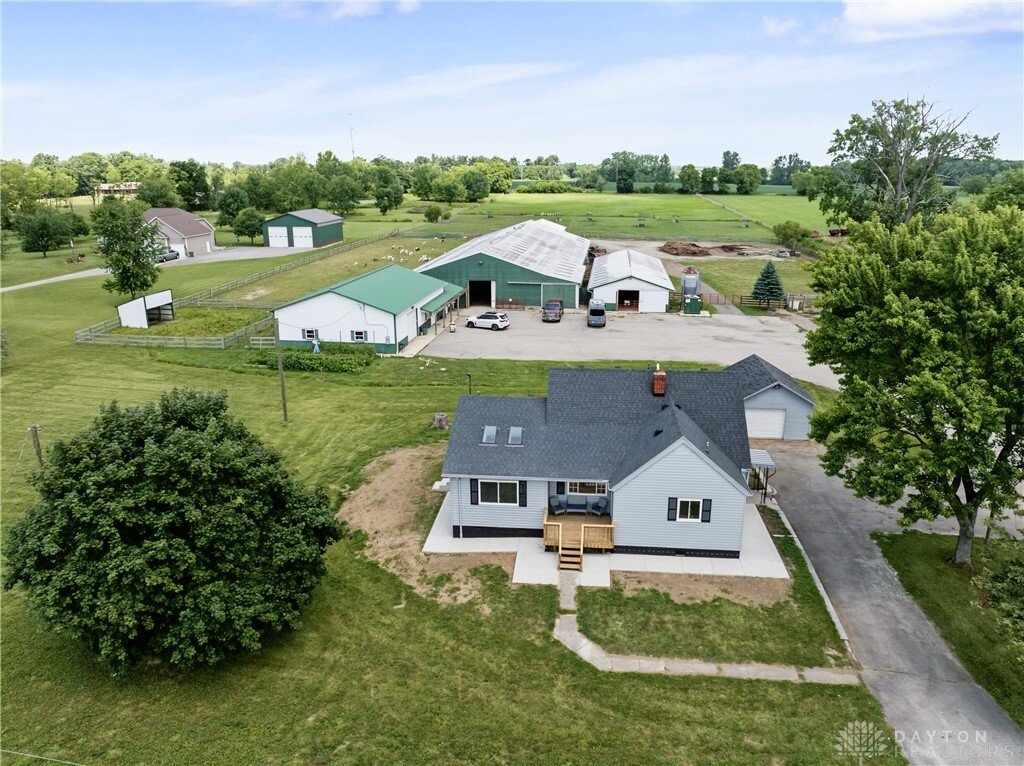 Farm Ranch in Dayton, Ohio, United States 1 - 18562704