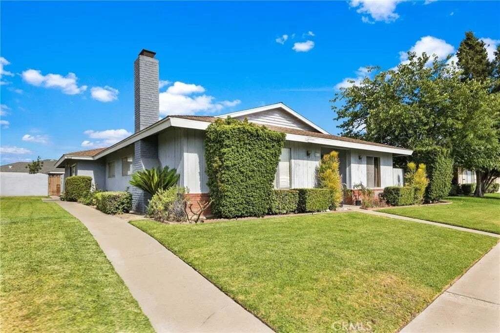 Orange, California, United States 2 - 18562403
