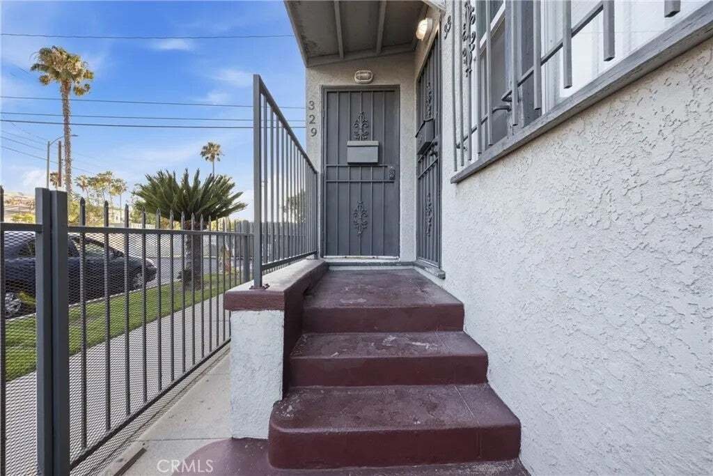 Signal Hill, California, United States 5 - 18562414